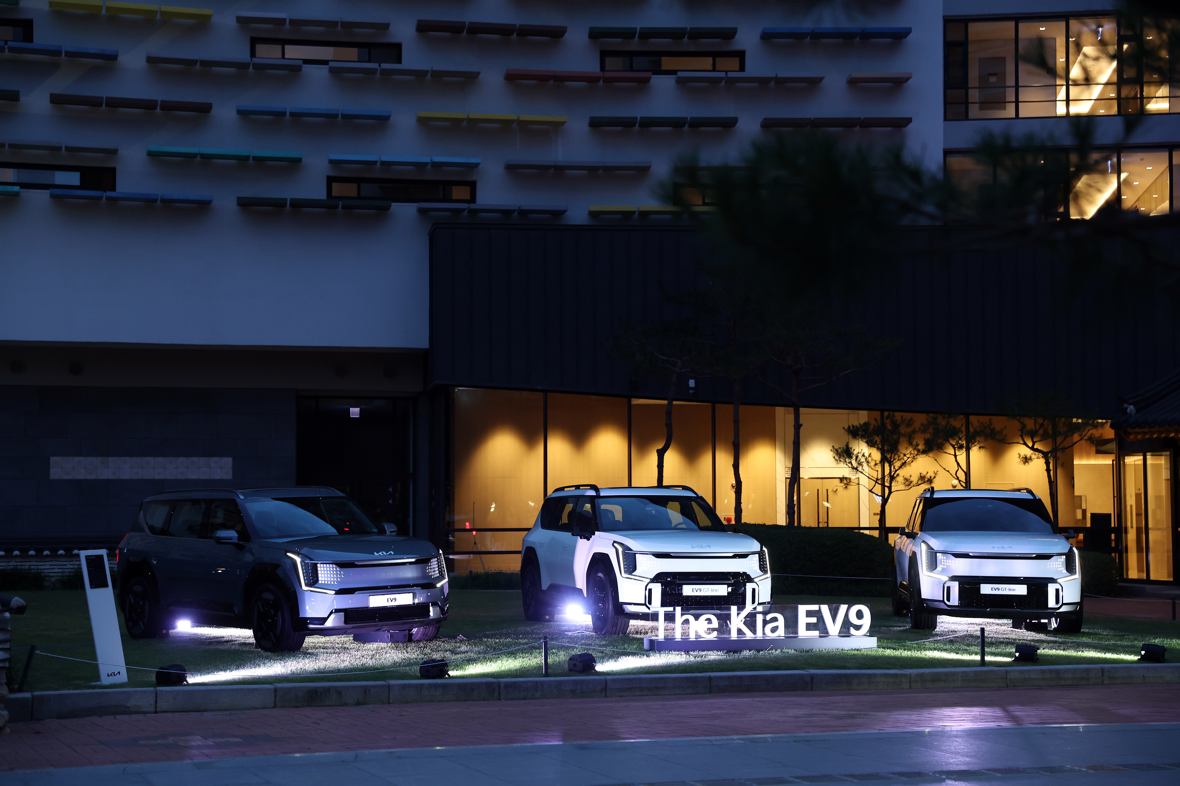 [230612] The Kia EV9 Driving Experience